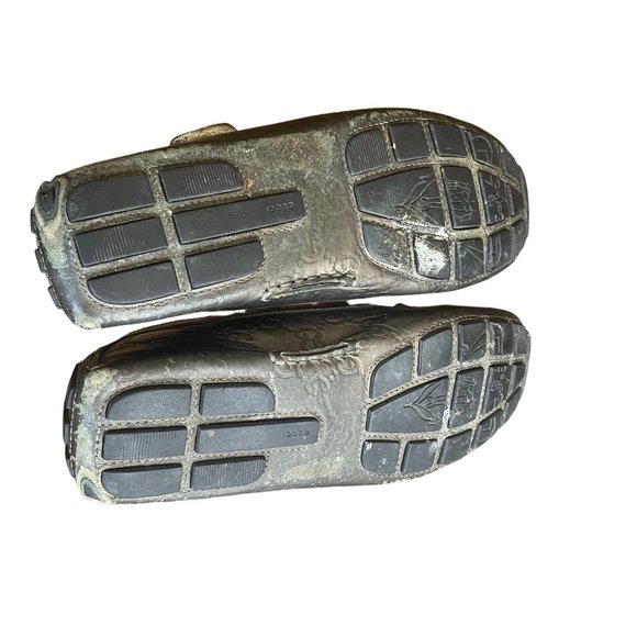 Gucci Silver Embossed Logo Driving Moccasin Size 7 - Picture 10 of 10
